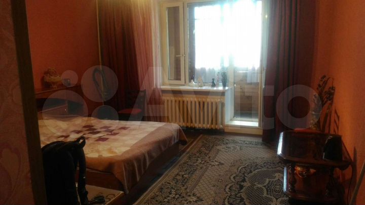 Комната 30 м² в 3-к., 4/4 эт.