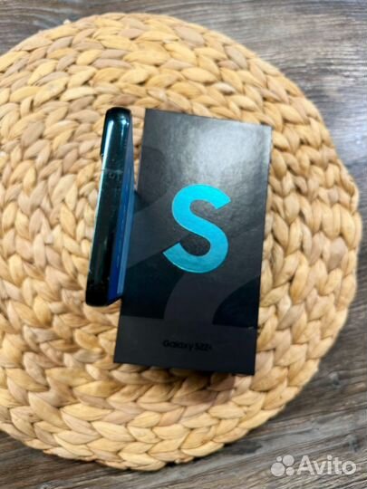 Samsung Galaxy S22+, 8/256 ГБ