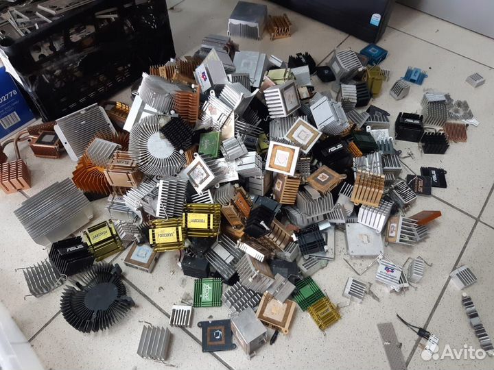 Радиаторы в ассортименте алюминиевые разной формы