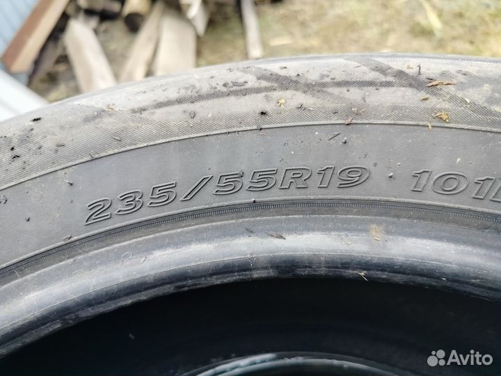 Hankook AH33 235/55 R19
