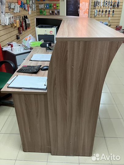 Стойка ресепшн бу