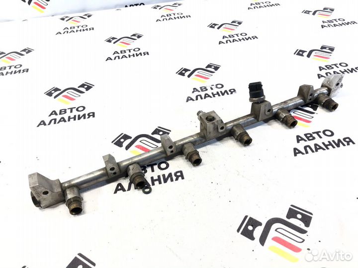 Рейка топливная Bmw 7-Series E66 N73B60 2003