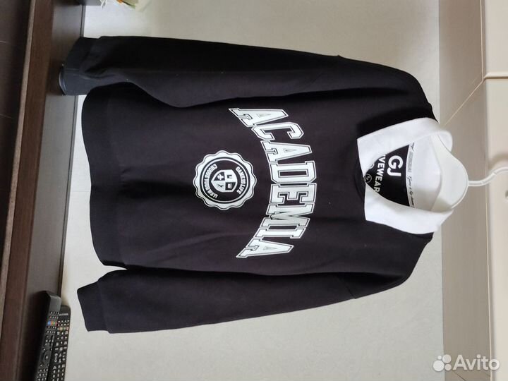 Кофта для девочки 128-134