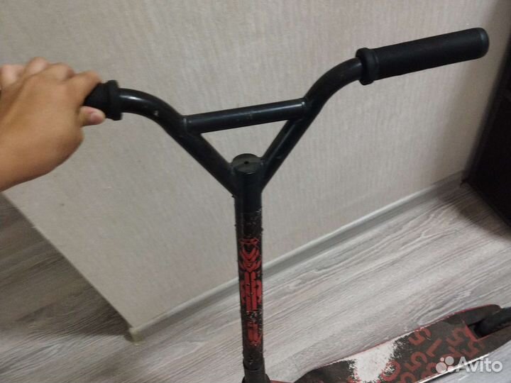 Трюковой самокат