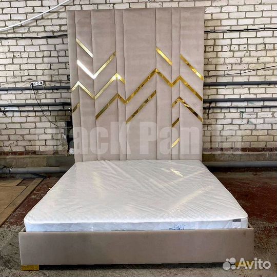 Кровать двухспальная