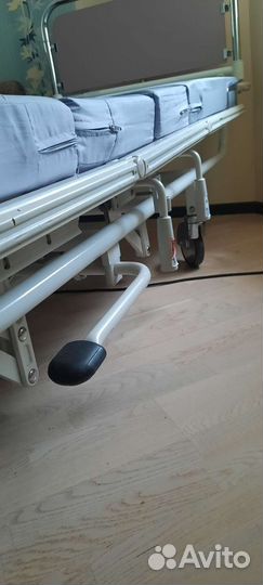 Медицинская кровать с механическим приводом
