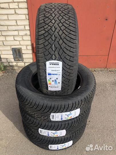 Nokian Tyres Hakkapeliitta R5 225/50 R17