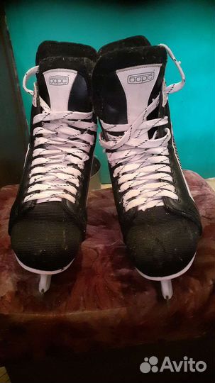 Коньки хоккейные 45 размер