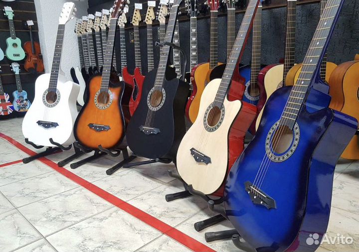Гитара акустическая