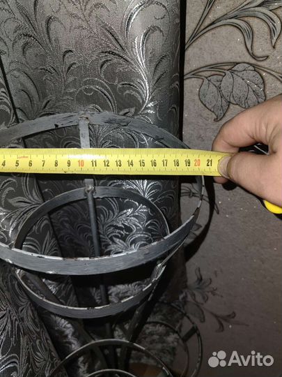 Подставка под цветы