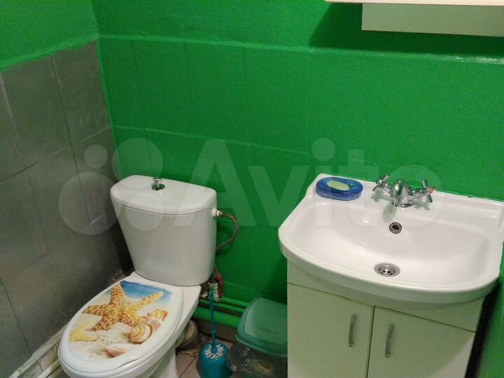 Комната 12 м² в 8-к., 4/9 эт.