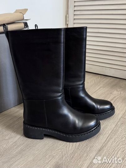 Сапоги женские