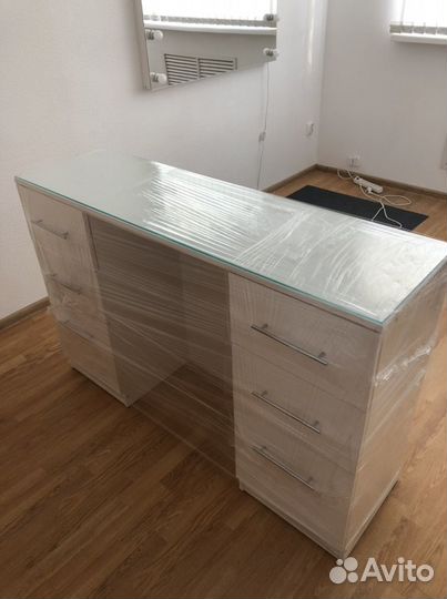 Туалетный столик