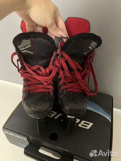 Хоккейные коньки bauer