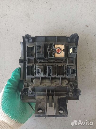 Накладка (внутренняя) Toyota Land Cruiser 200