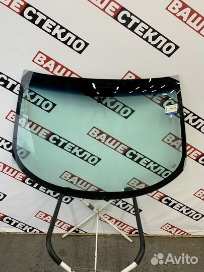 Лобовое стекло Hyundai Starex