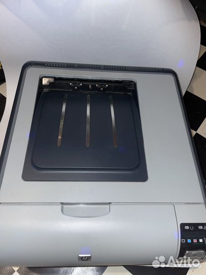 Цветной лазерный принтер HP Color LJ CP1515n