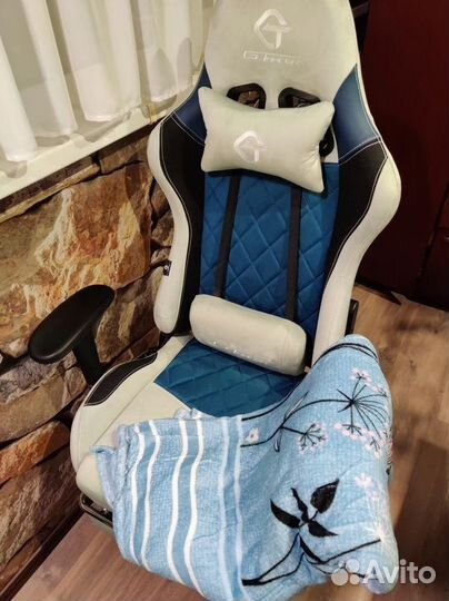 Кресло для игр. Игровое кресло с массажем