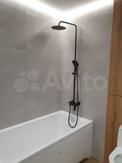 3-к. квартира, 72 м², 2/18 эт.