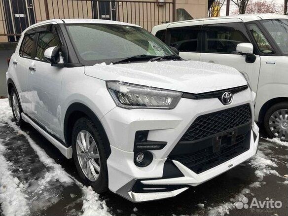 Toyota Raize 1.0 CVT, 2021, 37 750 км