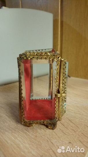 Старинная шкатулка-подчасник, стекло латунь.19 век