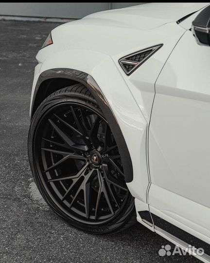 Кованые диски GT Forged R22 для Lamborghini Urus