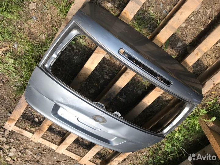 Крышка багажника Skoda Yeti