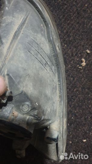 Противотуманная фара Лексус rx300