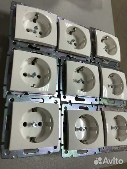 Розетки legrand
