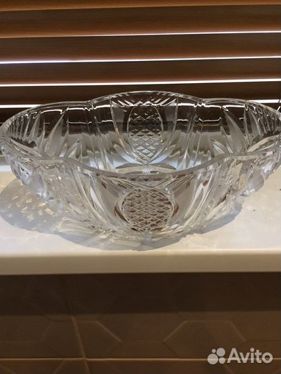 Хрустальная ваза- (Чехия)