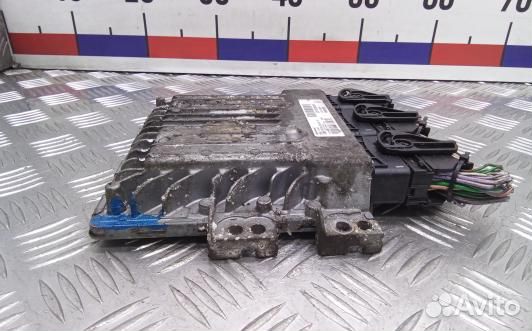 Блок управления двс renault scenic 3 (1RT05PC01)