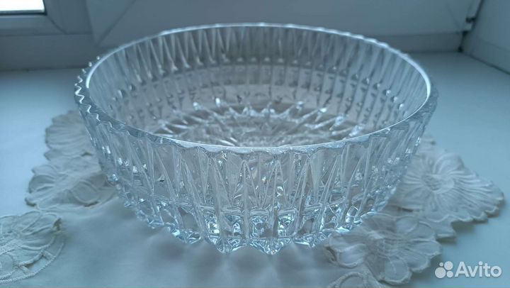 Ваза хрустальная