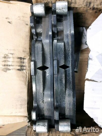 Передние тормазные колодки BMW F15:16 М