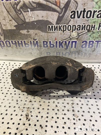 Суппорт передний левый Ford Transit euro4 2.4d