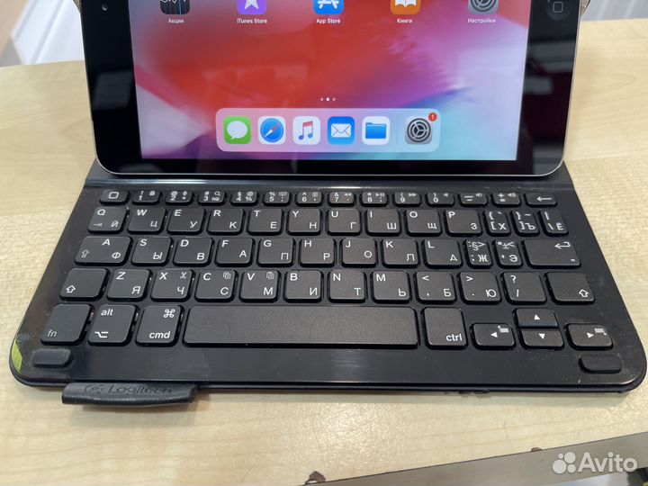 Планшет Apple iPad mini 2 32 GB Wi-fi Cellular