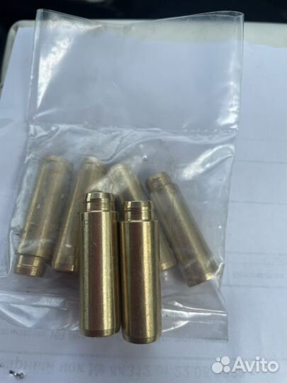 Втулки направляющие клапанов