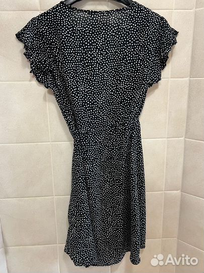 Летнее платье Zara черное в горошек
