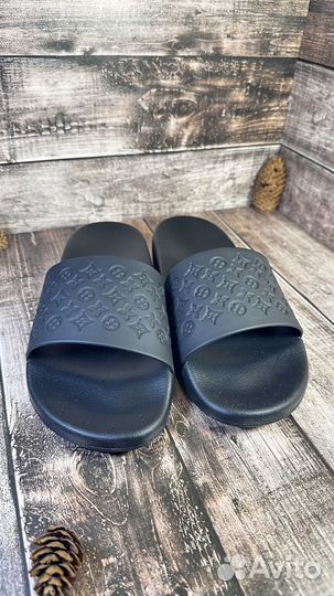 Тапочки louis vuitton