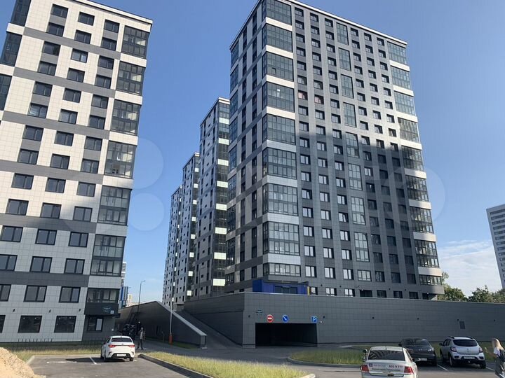 2-к. квартира, 82,2 м², 4/19 эт.