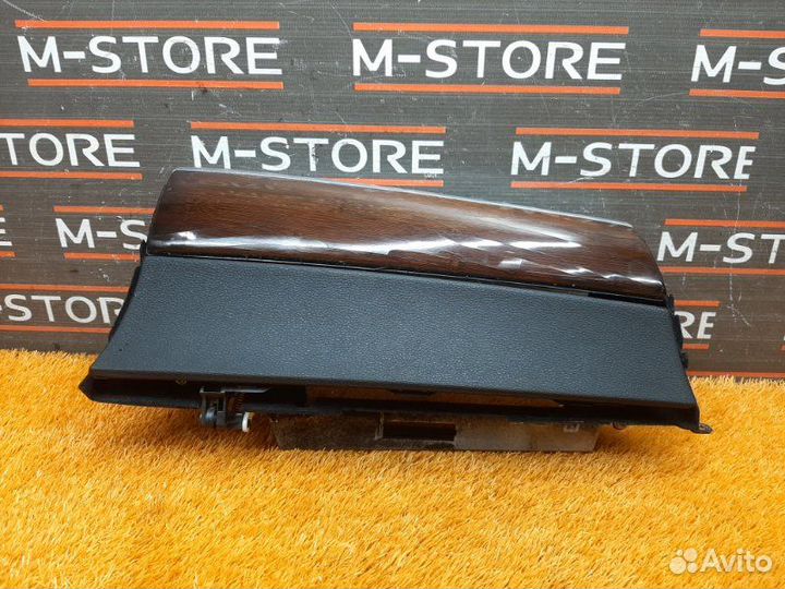 Бардачок Bmw X6 E71 N63B44A 2009