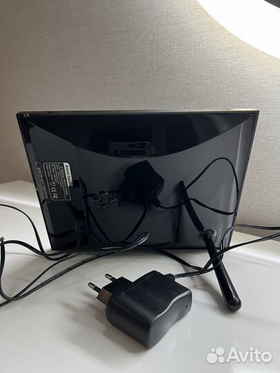 Цифровая фоторамка Rekam DejaView HD800