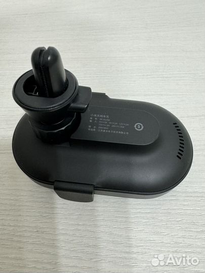Беспроводная зарядка в авто Xiaomi