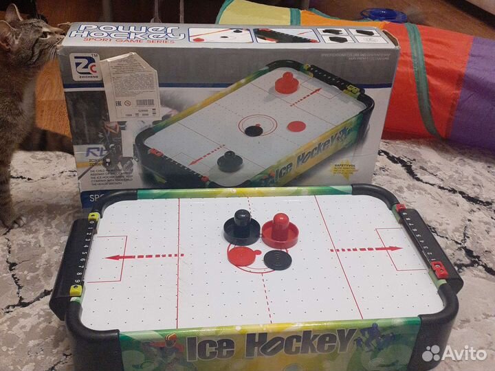 Настольный аэрохоккей