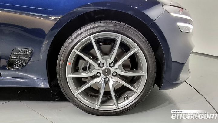 Genesis G70 3.3 AT, 2021, 39 км