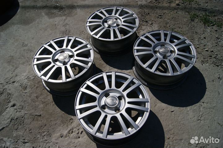 Литые диски R14 4х100 ET45 от Рено Сандеро