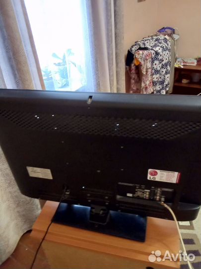 Телевизор 32 дюйма