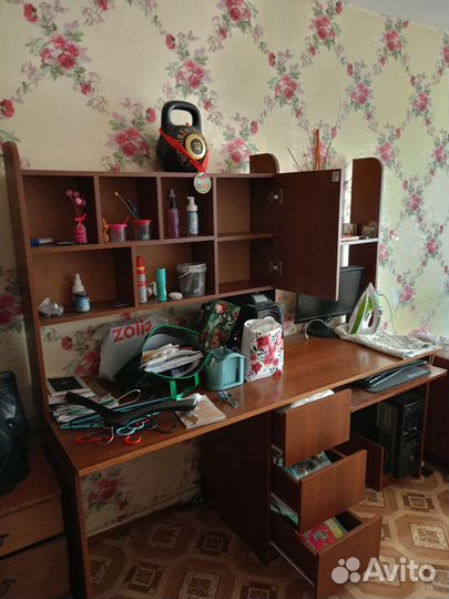Рабочий стол для школьника бу