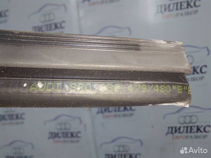 Уплотнитель стекла двери Audi Q5