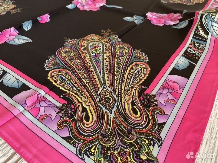 Платок 90/90 см, Leonard France