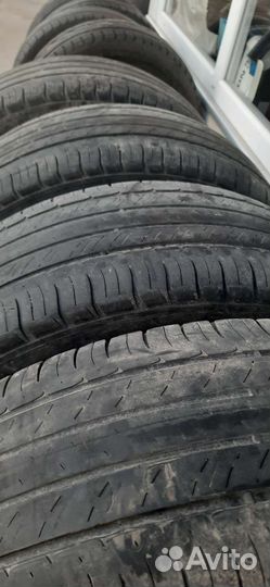 Michelin Latitude Tour HP 215/65 R16 98